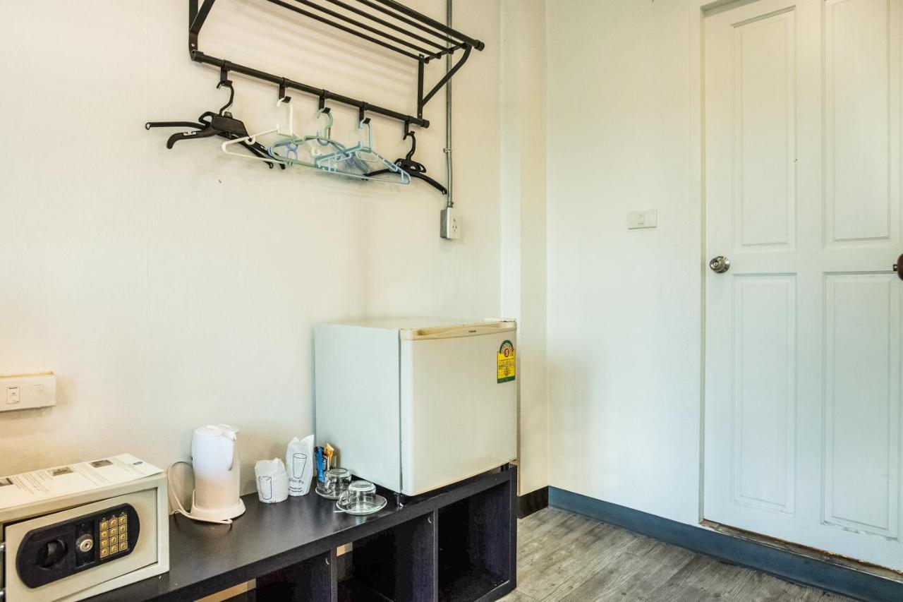 Oyo 437 Hostel Na Nara Bangkok Exteriér fotografie